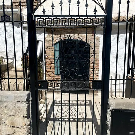 Cueva De David Villa