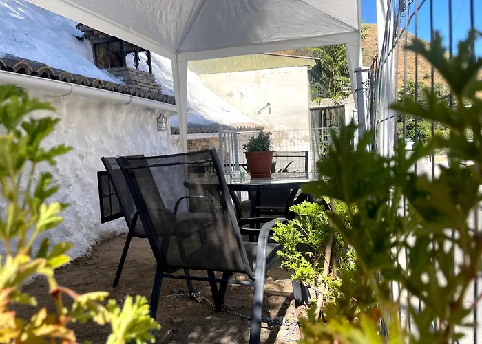 Villa Cueva De David Grenade