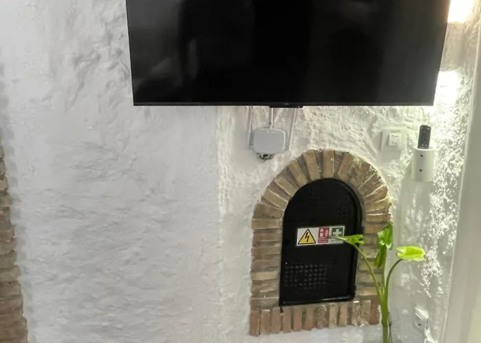 Cueva De David Villa