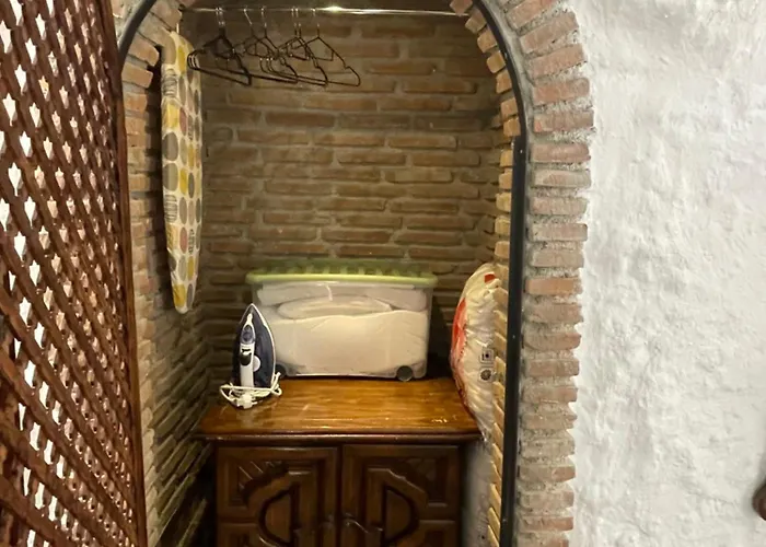 Cueva De David Villa